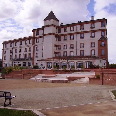 Hotel Le Moulin De Муасак Экстерьер фото